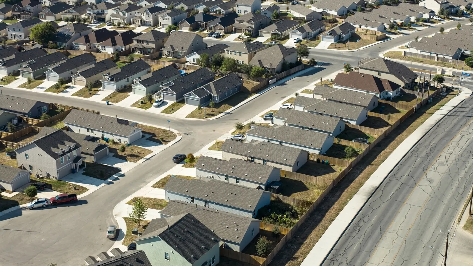 Local roofing contractor services in Nolanville, Texas